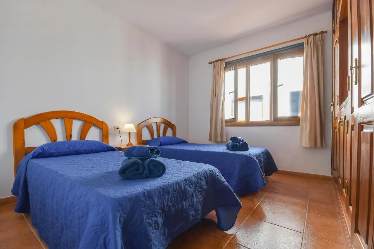 Apartamentos Flor Seis Caleta de Sebo 0*,  Spain